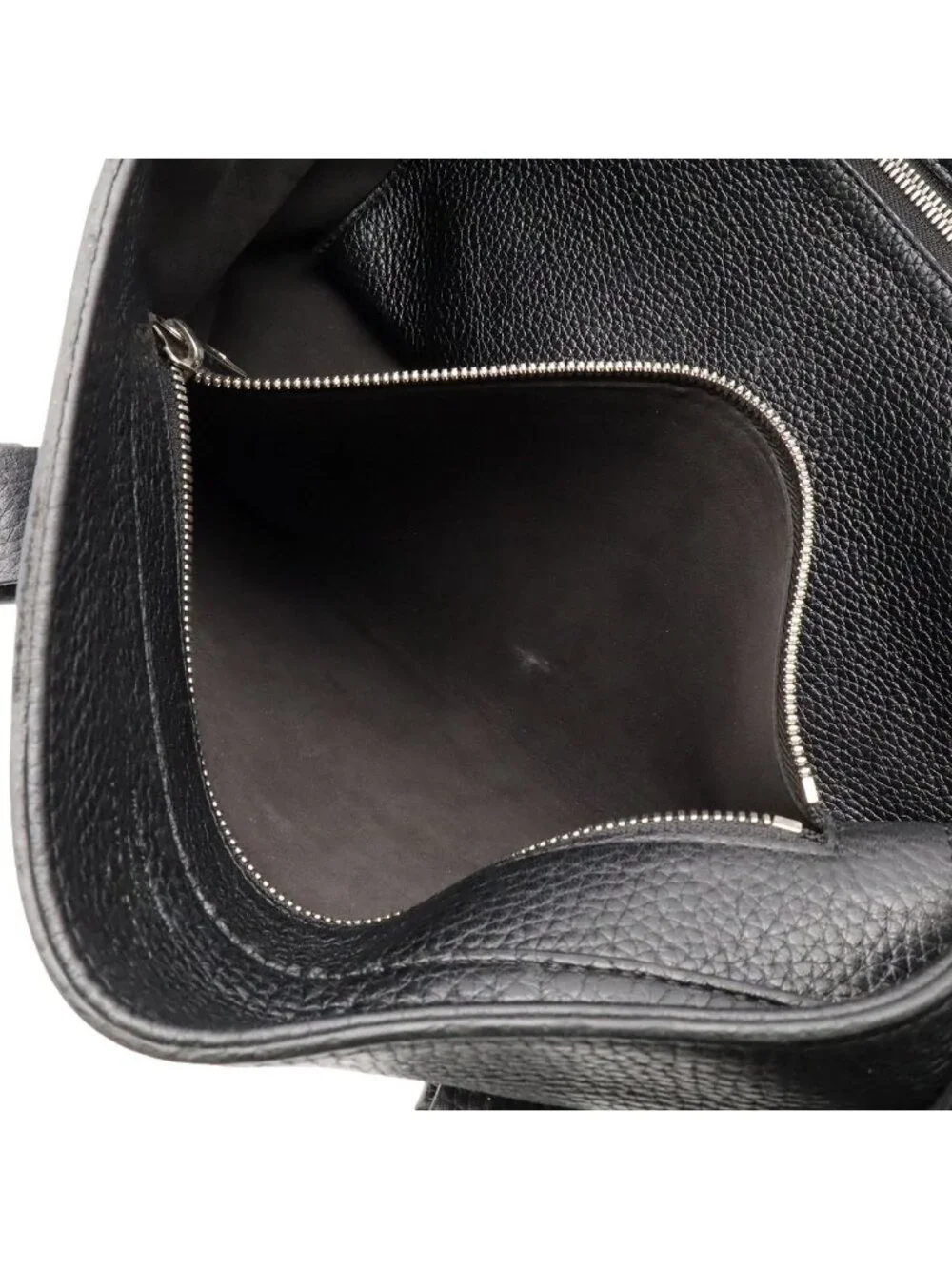 Louis Vuitton rank width